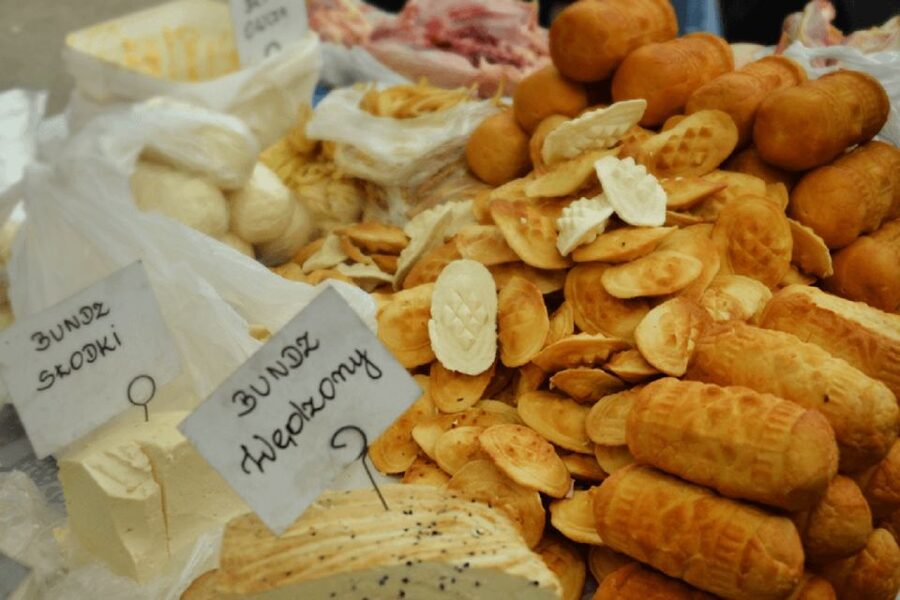 Krakow: Traditional Street Food Walking Tour - Key highlights you’ll actually feel on this walk