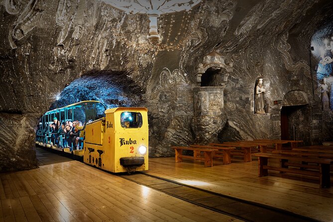 Krakow: UNESCO Bochnia Salt Mine Tour & Boat Expedition - The ride from Kraków: 75 minutes each way done the easy way