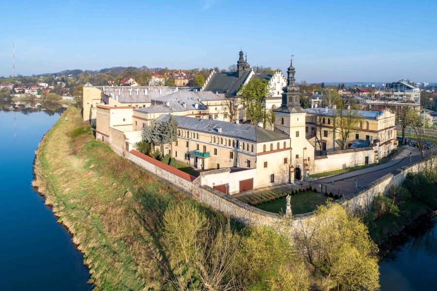 Krakow: Vistula River Cruise with Historical Views - Kościuszko Mound and Schloss Wartenberg, Plus a Peek at River Districts