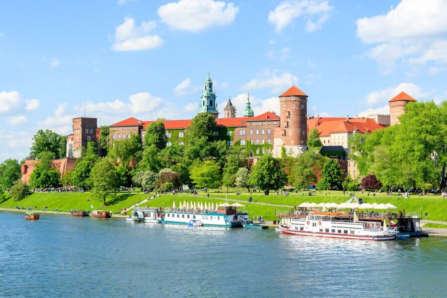 Krakow: Vistula River Cruise with Historical Views - Boat Comfort, Weather Tips, and the Small-Ride Feel