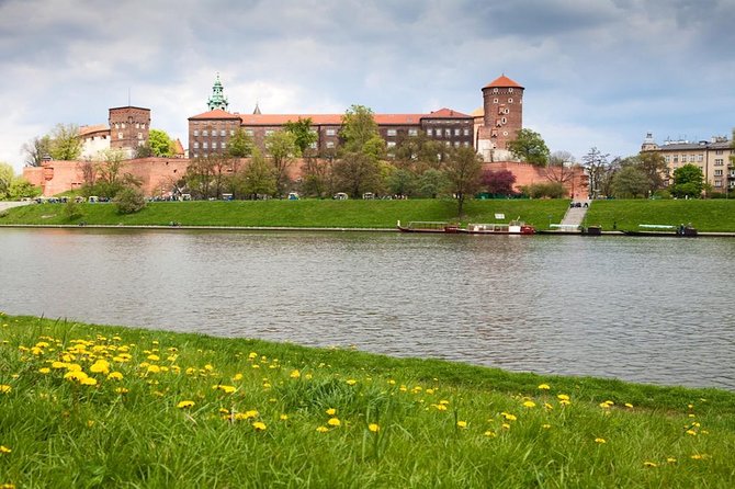 Krakow: Wawel Castle & Cathedral Guided Tour - Key points worth knowing before you go