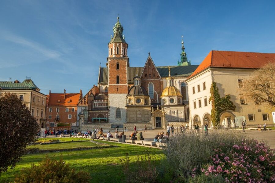 Krakow: Wawel Castle & Cathedral Guided Tour - Should you book this Wawel Castle and Cathedral guided tour?
