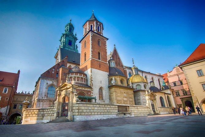 Krakow - Wawel Sightseeing of the Royal Hill - Wawel Cathedral: The Exterior Stop That Still Teaches You Something
