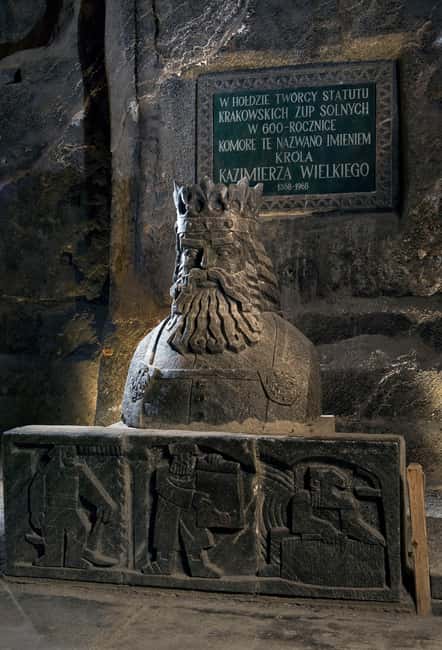 Krakow: Wieliczka Salt Mine Guided Tour & Tickets - Wieliczka Salt Mine: an underground art museum with real working-history roots