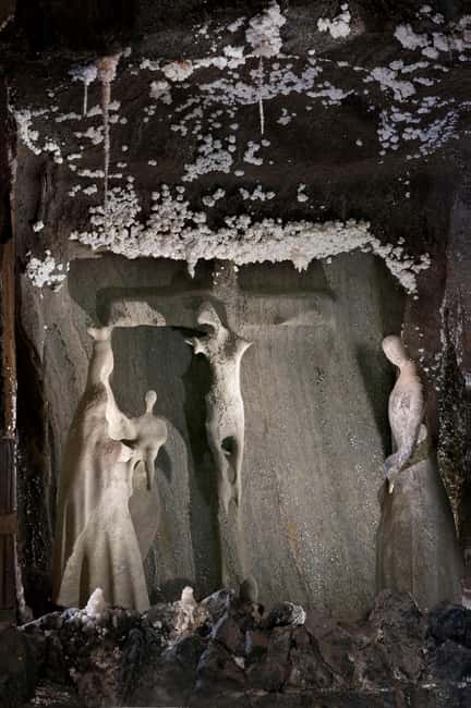 Krakow: Wieliczka Salt Mine Guided Tour & Tickets - Who should book this Wieliczka Salt Mine tour
