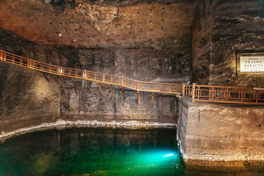 Krakow: Wieliczka Salt Mine Tour with Entry Ticket - Entering The Wieliczka Salt Mine: What Makes It So Different