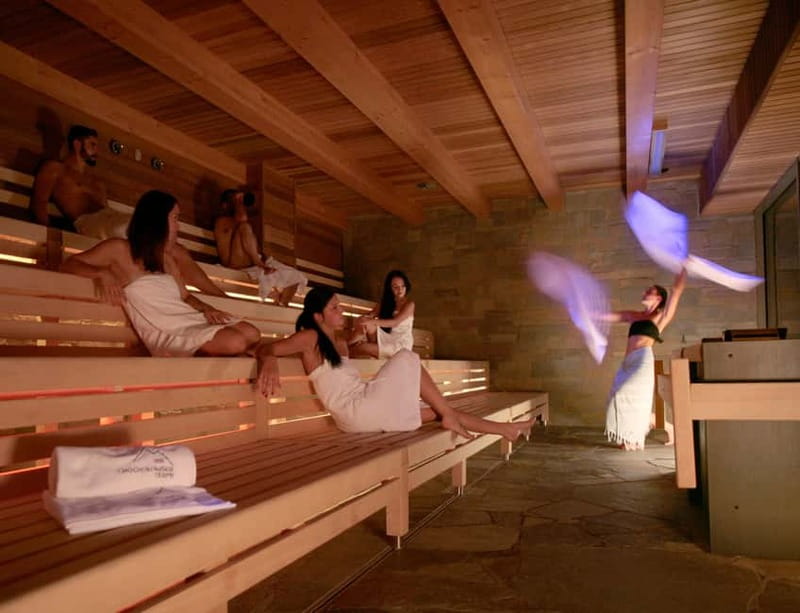 Krakow: Zakopane and/or Thermal Baths Experience - Chochołów village and wooden cottages: where the culture slows down