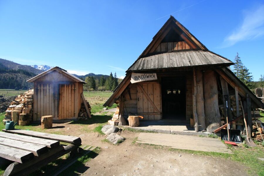 Krakow: Zakopane Day Tour with Optional Thermal Baths - Zakopane Day Trip Logic, Why It Starts With Villages