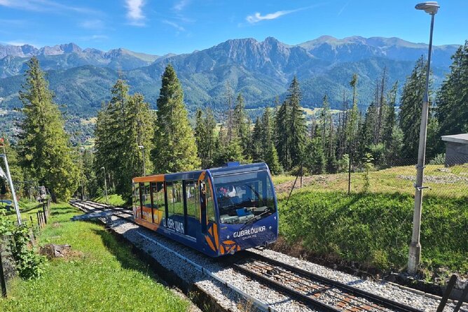 Krakow - Zakopane: Funicular, Cheese and Highland Highlights - Jaszczurówka Chapel: Small Stop, Strong Sense of Place