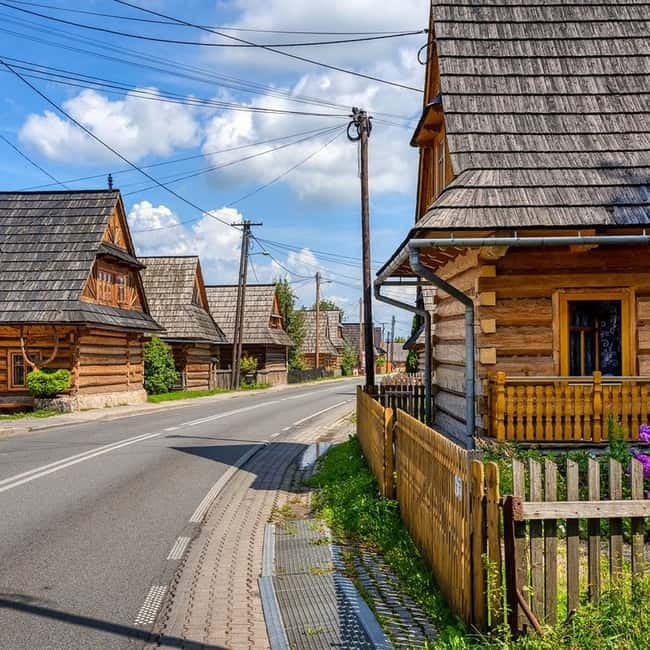 Krakow: Zakopane Tour Local Tasting, Cable Car & Hot Springs - The guides and drivers are part of the value