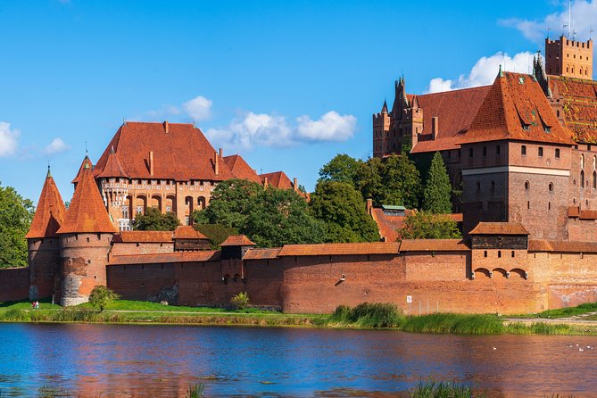 Malbork Castle regular tour - Hotel pickup and timing: the 7:30 to 9:00 window