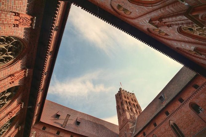 Malbork Castle Tour from Gdansk - Entering the Museum of Malbork, what the guided 3 hours actually covers
