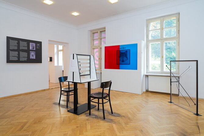 Museum of illusions Entry Ticket - The practical flow of your visit: explore at your own pace