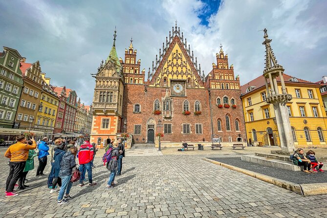 Old Town Wrocław Walking Tour - Stop 1, Wrocław Town Hall: Gothic architecture plus political history in one room