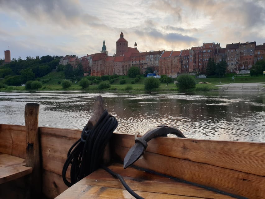 Panorama of Toruń - 30-minute cruise - Why a 30-minute Vistula ride changes how you see Toruń