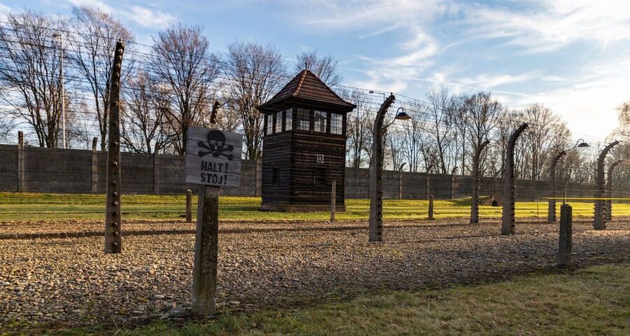 Prague: Tour to Auschwitz Birkenau - A sobering day trip that actually gives you structure