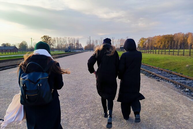 Private Guided Tour to Auschwitz & Birkenau from Krakow - Hotel pickup and the car ride that saves your energy