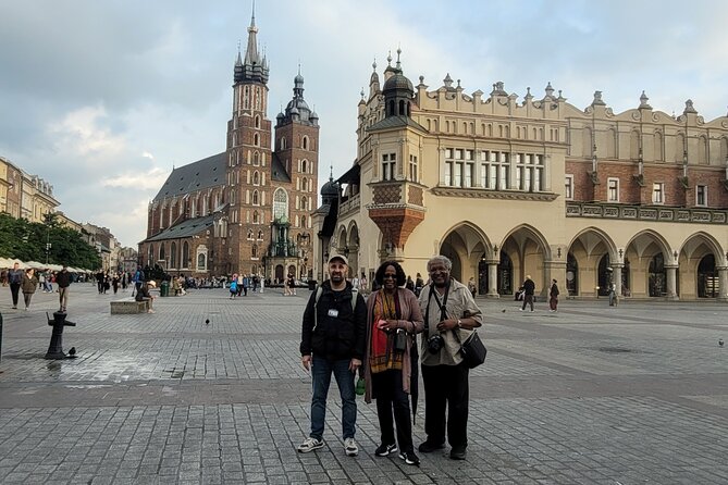 Private Krakow City Tour, Krakow Old Town and Wawel Castle Tour - Price and Value: Is $82.24 Worth It?