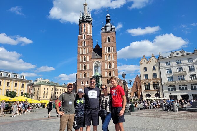 Private Krakow City Tour, Old Town and Jewish District Tour - Synagogues and ghetto memorial points, done respectfully