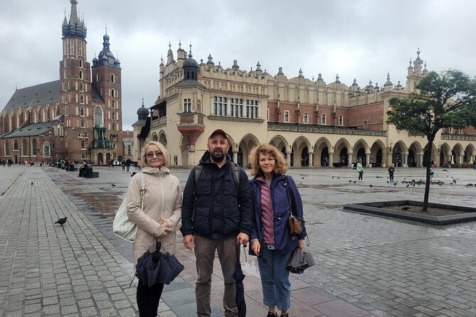 Private Krakow City Tour, Old Town and Jewish District Tour - What your guide should do, and what you can ask for