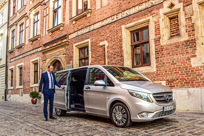 Private Transfer from/to the Krakow Airport - Door-to-Door Pickup From Hotel, Hostel, or Apartment