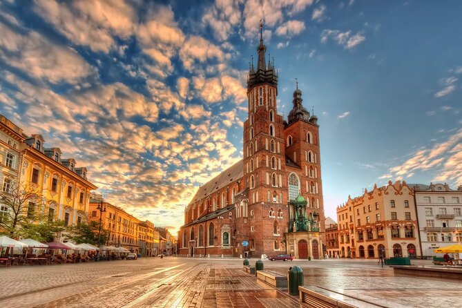 Private Transfer: Krakow Airport to Krakow City Center Vice Versa - Airport Pickup That Starts Your Krakow Day Right