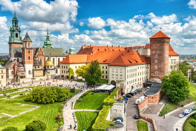 Private Transfer: Krakow Airport to Krakow City Center Vice Versa - Flexible Timing: Airport, City Center, and Real Life Changes