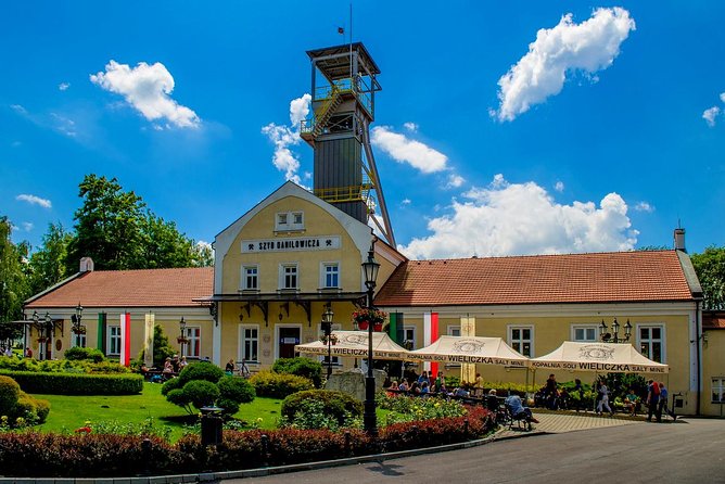 SALT MINE Wieliczka guided tour with Hotel Pickup - Wieliczka Salt Mine: An Underground World You Can See in One Day