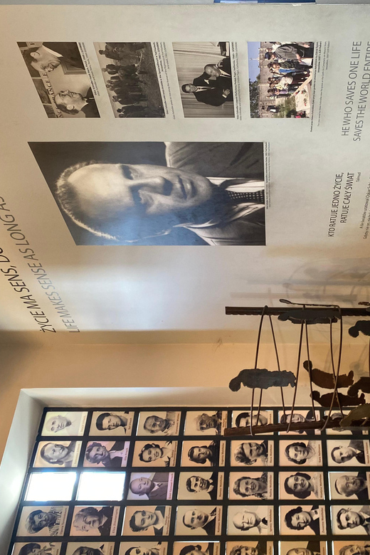 Schindler's List Movie Tour: Historic Sites & Film Location - Key Things You’ll Notice on This Schindler’s List Walk