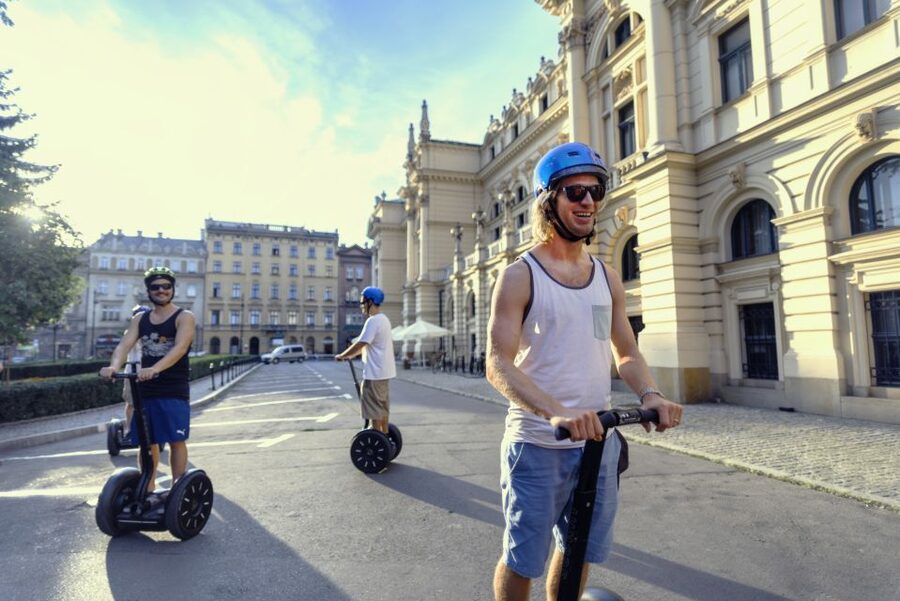 Segway Tour Krakow: Full Tour (Old Town + Jewish Quarter) - Practical Tips Before You Meet at Sienna 17