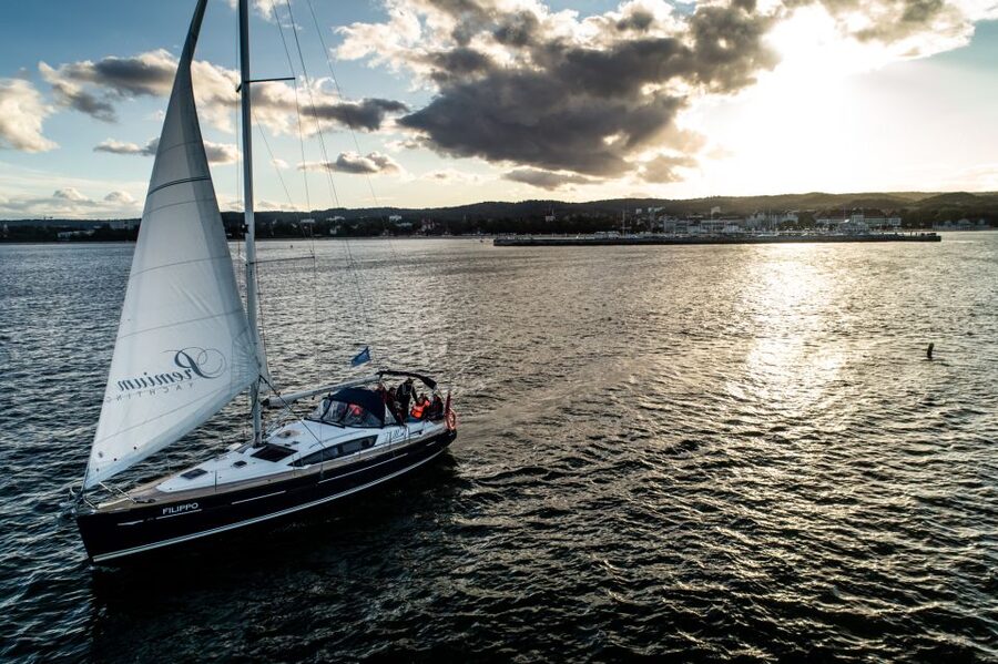 Sopot: Sunset Yacht Cruise with Welcome Drink - Who should book this Sopot sunset yacht cruise