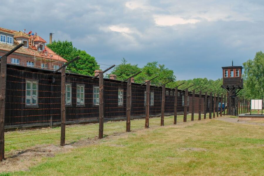 Stutthof Concentration Camp Private Tour with Transport - The 7-hour option: Westerplatte, WWII Museum, or Old Town Gdańsk
