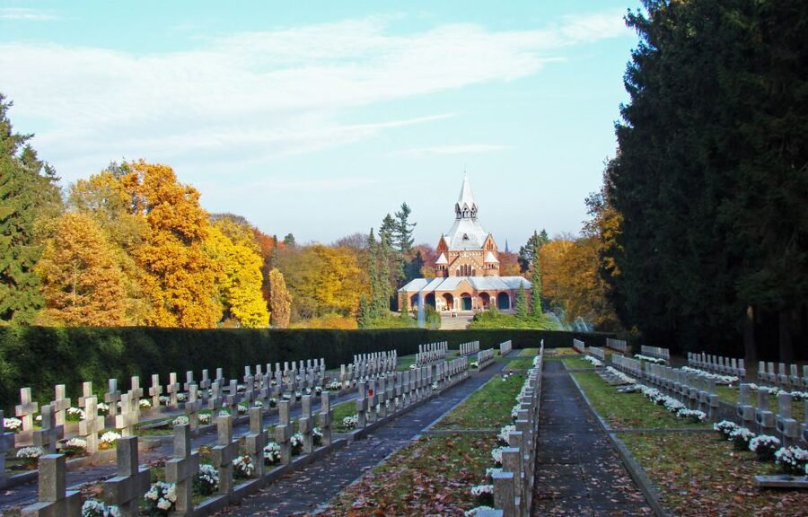 Szczecin: Old Town Highlights Private Walking Tour - The 3-hour add-on: Piastowski Boulevard river views and Dukes’ Castle courtyards