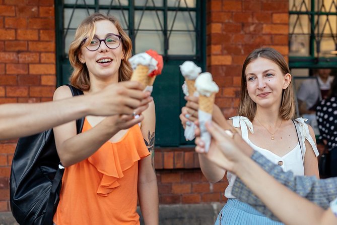 The 10 Tastings of Krakow With Locals: Private Food Tour - Tomasz, Aleksandra, Magda, and why the guide is the whole point