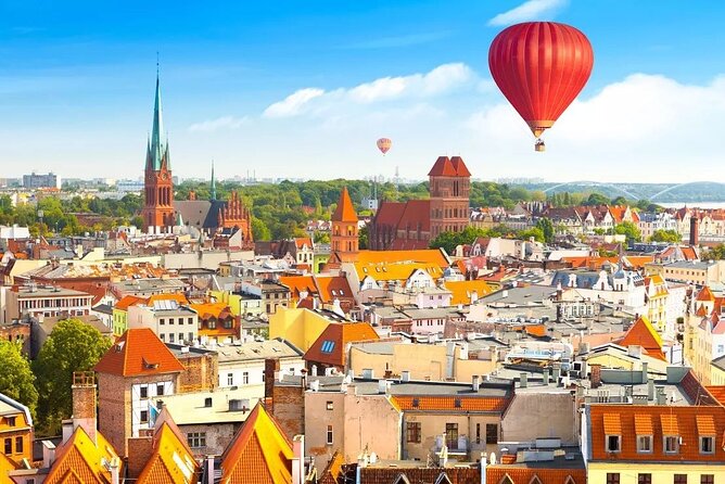 Torun Old Town Highlights Private Walking Tour - Torun’s Medieval Core, Still Whole