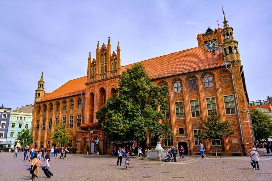 Torun: Private Walking Tour of a Medieval Town - Gingerbread in Toruń: Taste the Heritage, Not Just the Name