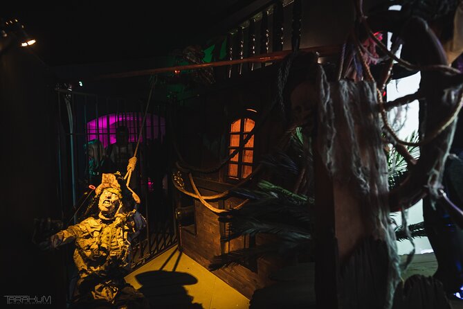 Tower of Secrets (Wax Figure Museum, Horror House and much More) - VR Zone Add-On: Decide on the 15 PLN Cost Up Front