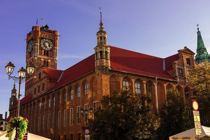 Walking Tour of the medieval Toruń - From Old Town City Hall Viewpoint to a Small-Group Medieval Route