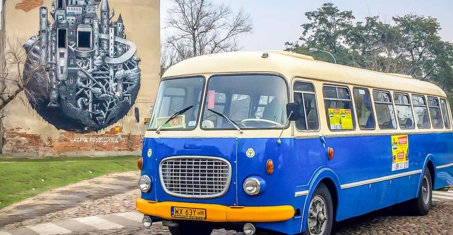Warsaw: 2.5-Hour Dark Side - Praga District by a Retro Bus - Praga feels like a different Warsaw, and the tour explains why