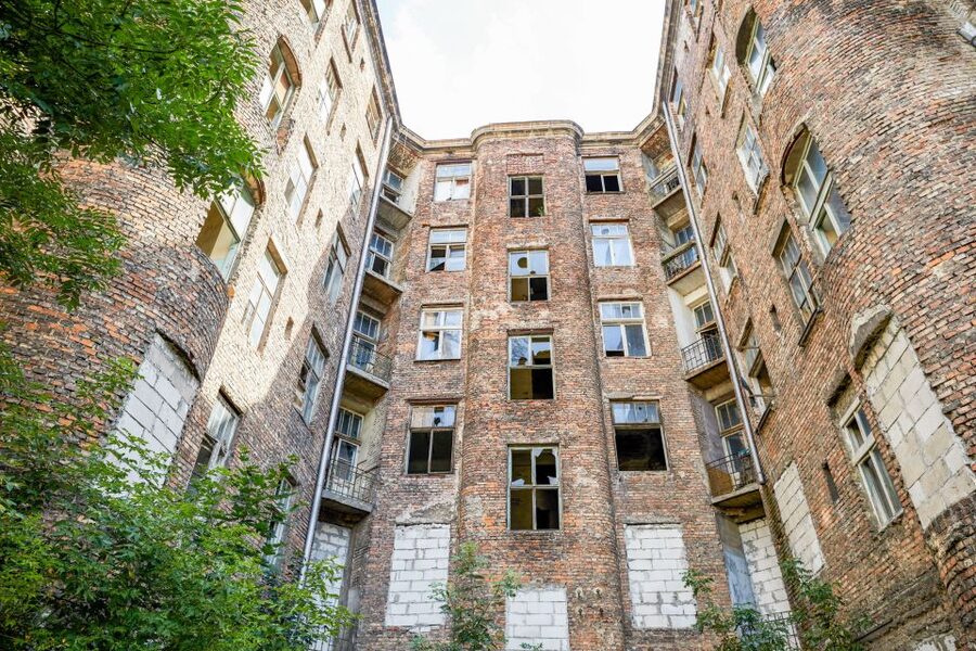 Warsaw: 2-Hour Tour of Daily Life in the Ghetto Warsaw - Oneg Shabbat and the Underground Archive, why documentation is a powerful stop