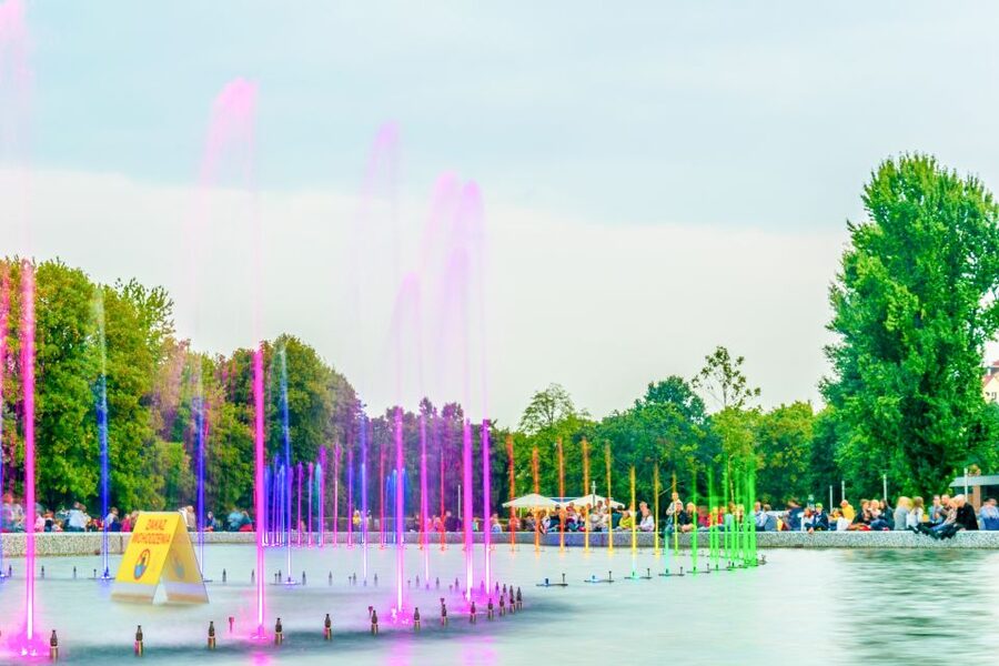 Warsaw: 3-Hour Guided City Highlights Tour by Segway - Historical Parks and Royal Residencies, Without the Tiring Detour