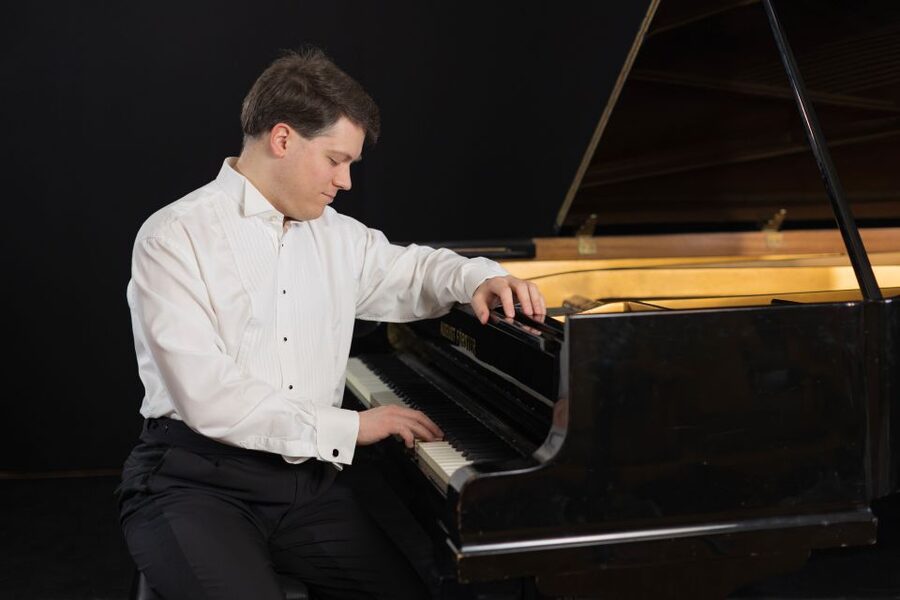 Warsaw: Chopin Concert at Historical Venue in Old Town - A 1 hour Chopin salon inside Warsaw Old Town