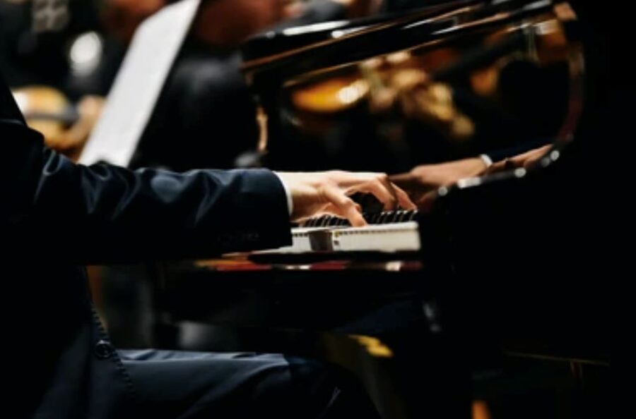 Warsaw: Chopin Concert Ticket With Glass of Champagne - Meeting the Pianist, Like It’s Part of the Performance