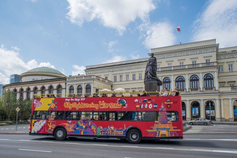 Warsaw: City Sightseeing Hop-On Hop-Off Bus Tour - Timing, traffic, and how to use the hop-on hop-off feature