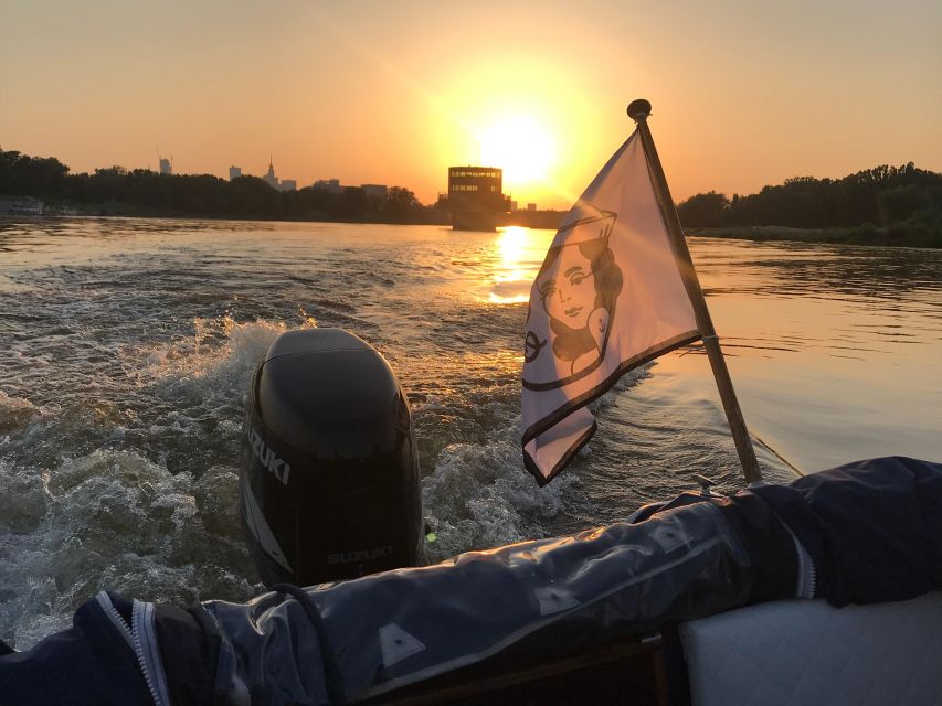Warsaw: Evening Vistula Cruise with Welcome Drink - Port of Prague Entrance and Right-Bank Green Where You Don’t Expect It