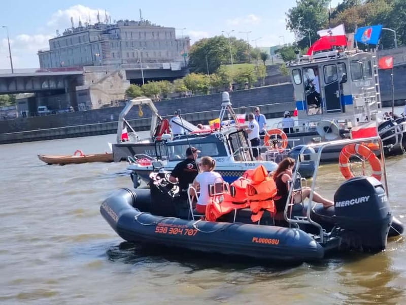 Warsaw: High-Speed Vistula River RIB Boat Adventure - Photo moments, onboard comfort, and how the small group changes things