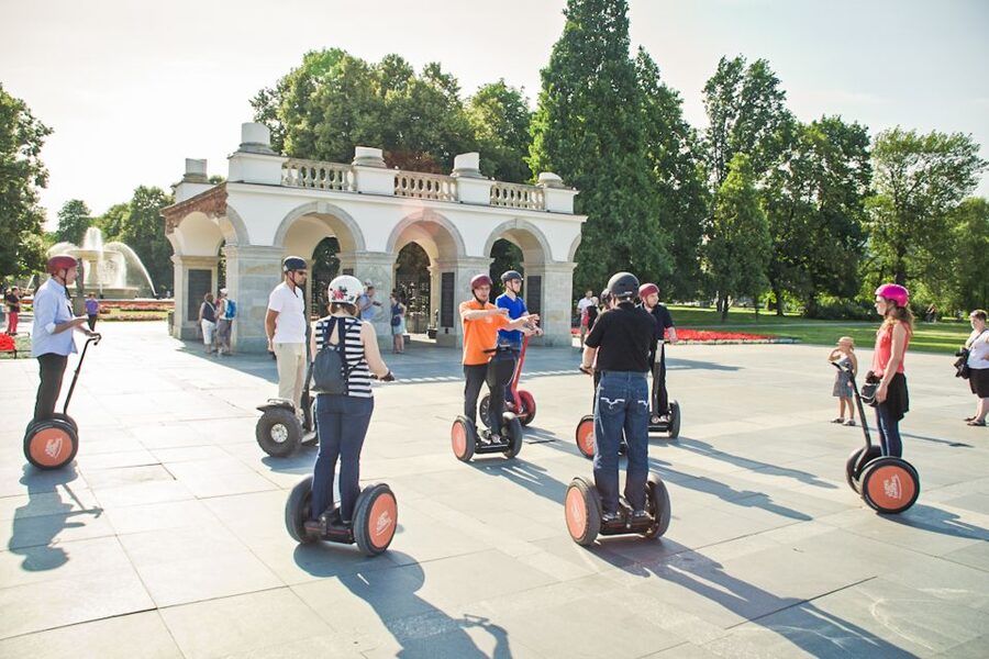 Warsaw Old Town 1.5-Hour or Full 3-Hour Segway Tour - Vistula River and Warsaw Castle Views: The Payoff Stops
