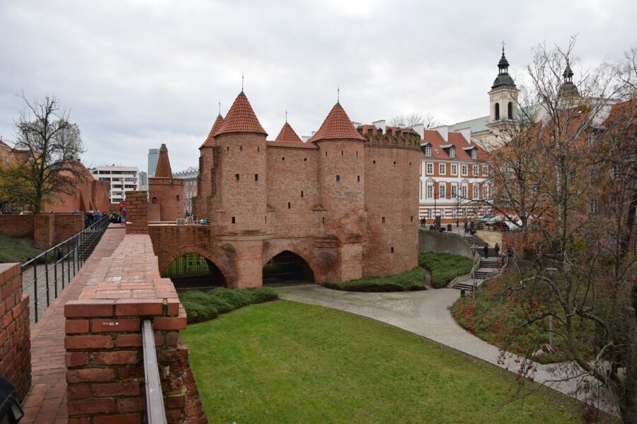 Warsaw: Old Town Guided Walking Tour - Key highlights worth your time