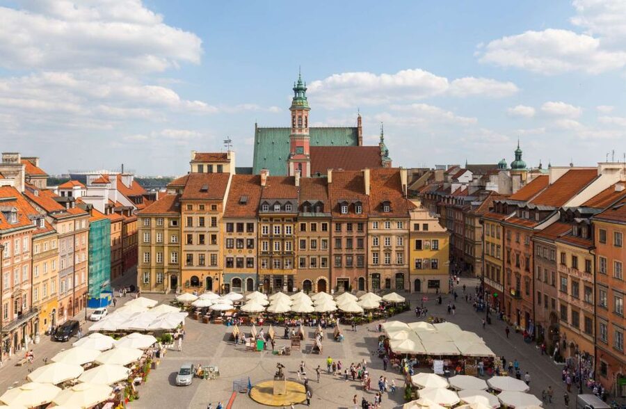 Warsaw: Old Town Guided Walking Tour - Rynek Starego Miasta and the Warsaw Mermaid photo stop