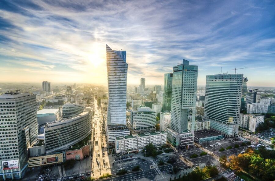 Warsaw: Old Town Highlights Private Walking Tour - What to expect from the guide experience